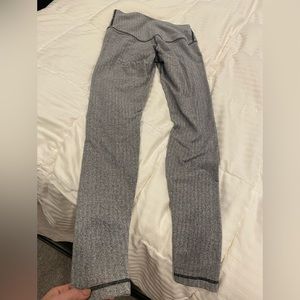 Lululemon size 6 leggings